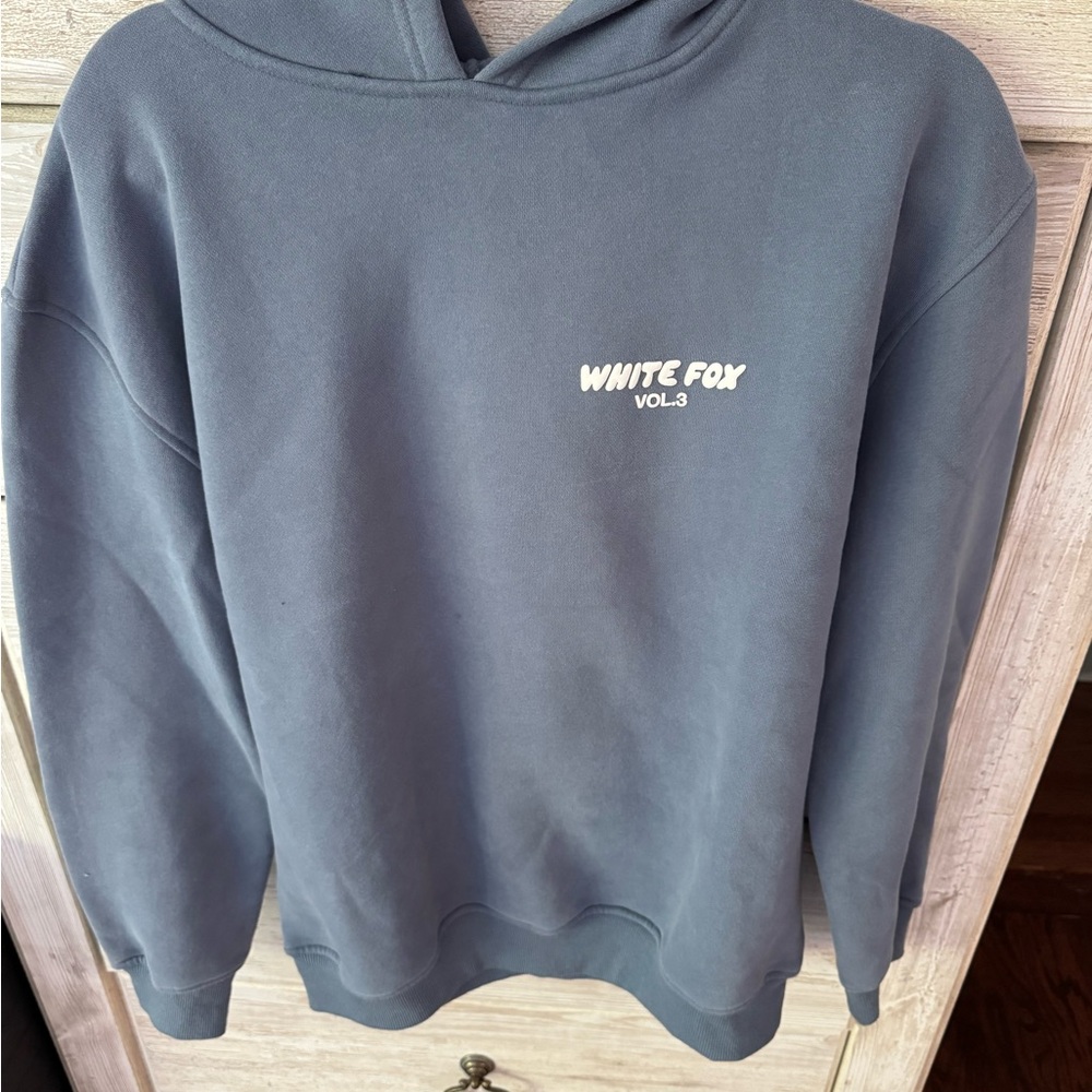 White Fox Boutique Ocean Blue Hoodie xs/s